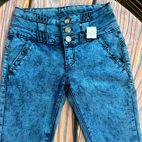 Jeans size 28  Salvaje Evolution Low rise Skinny Ankle blue stone wash nwt - Picture 2 of 11